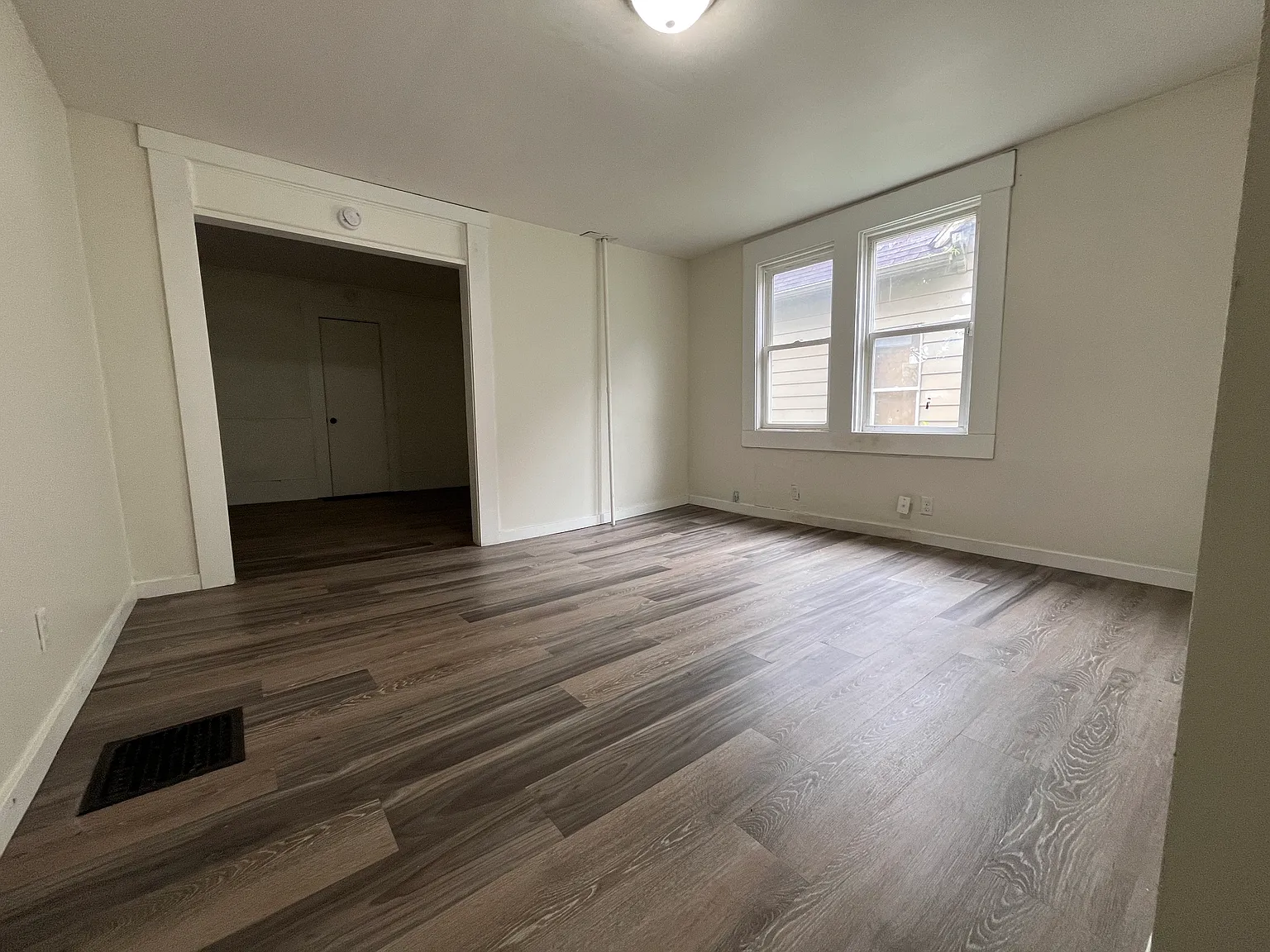 1 bed, 650 sqft, $774 — Photo 3