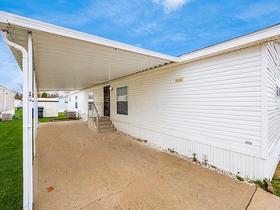 3rd image of 2362 Whispering Brook Ln