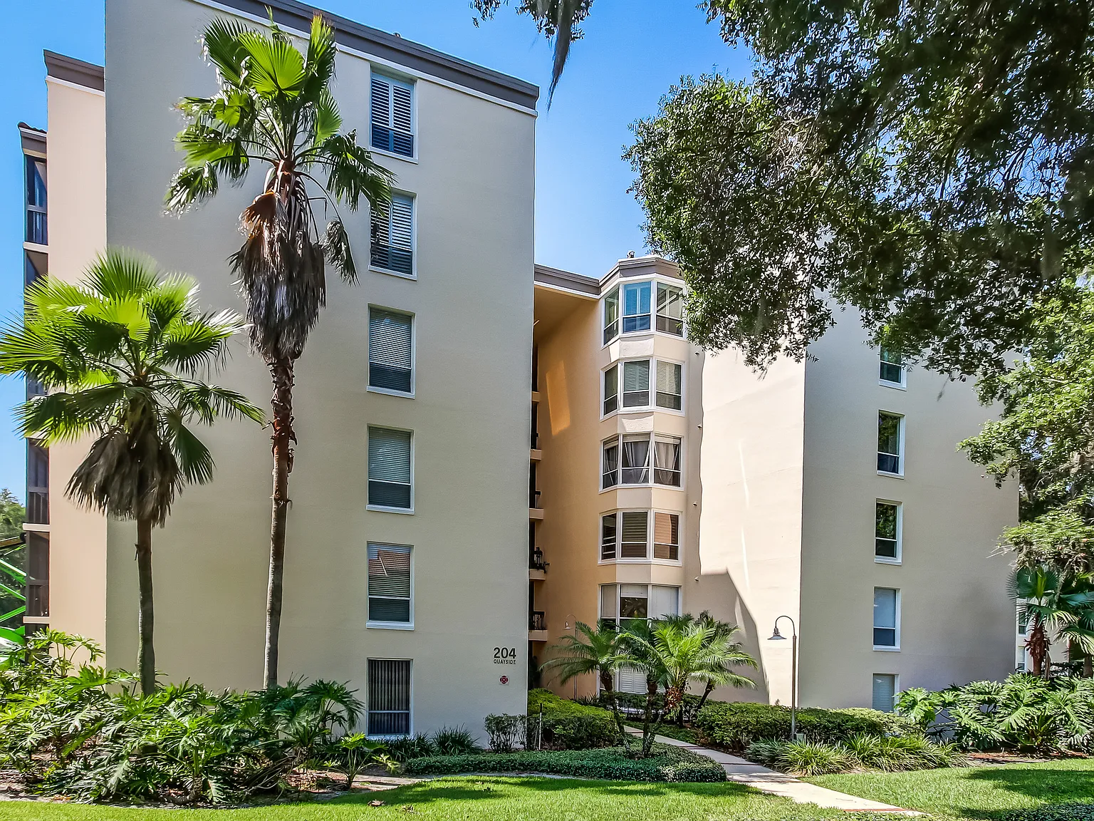 2 bed, 1203 sqft, $2,800 — Photo 1
