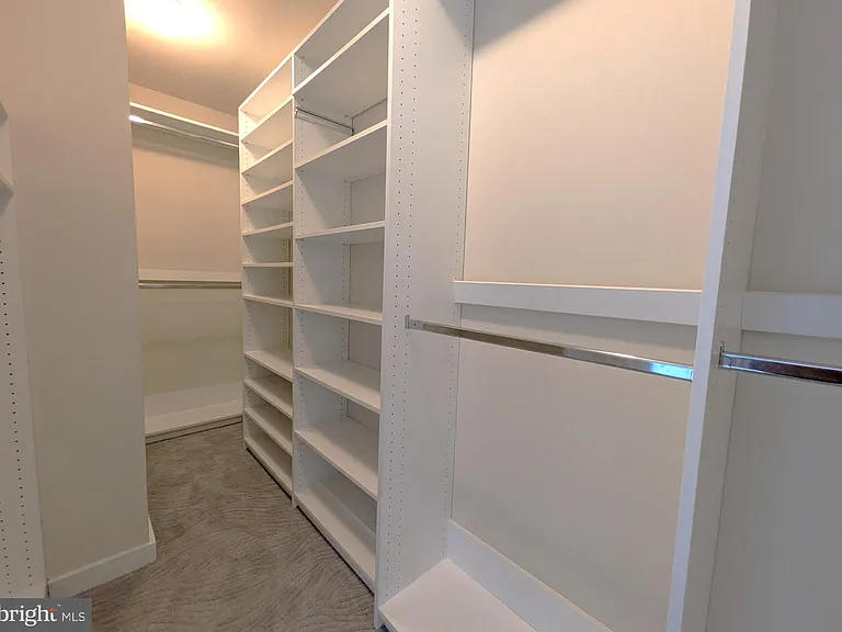 22447 Verde Gate Ter — Photo 31