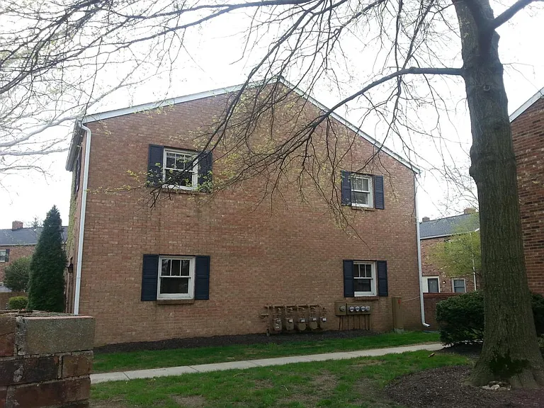 4820 Merrifield Pl — Photo 3