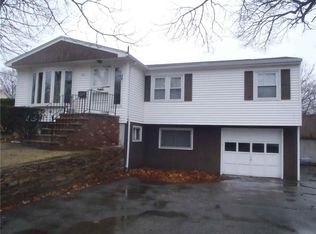 81 Fairweather Ave, Cranston, RI 02910