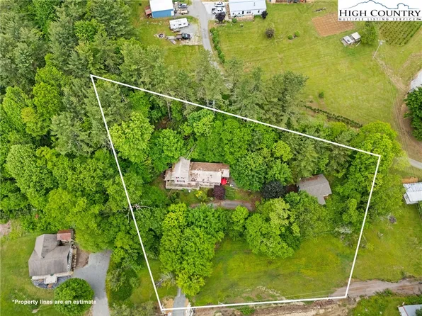 150 Meadow Street, Newland, NC 28657