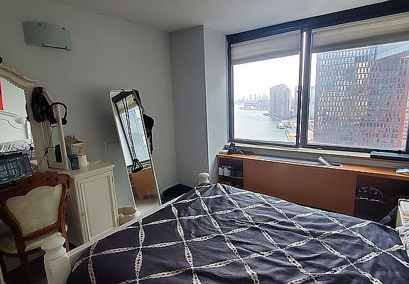 5th image of 415 E 37th St APT 23F