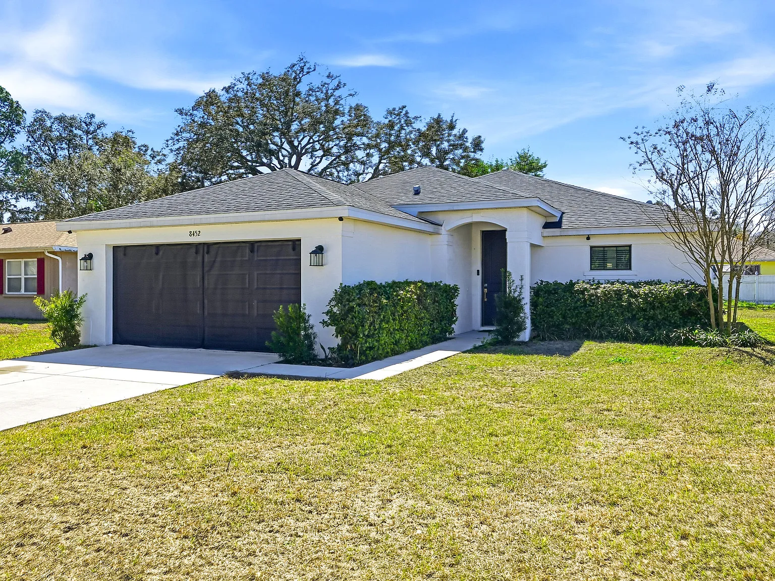 3 bed, 2.0 bath, 1331 sqft, $2,150 — Photo 2