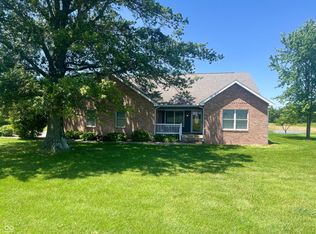 8674 S State Road 46, Terre haute, IN 47802