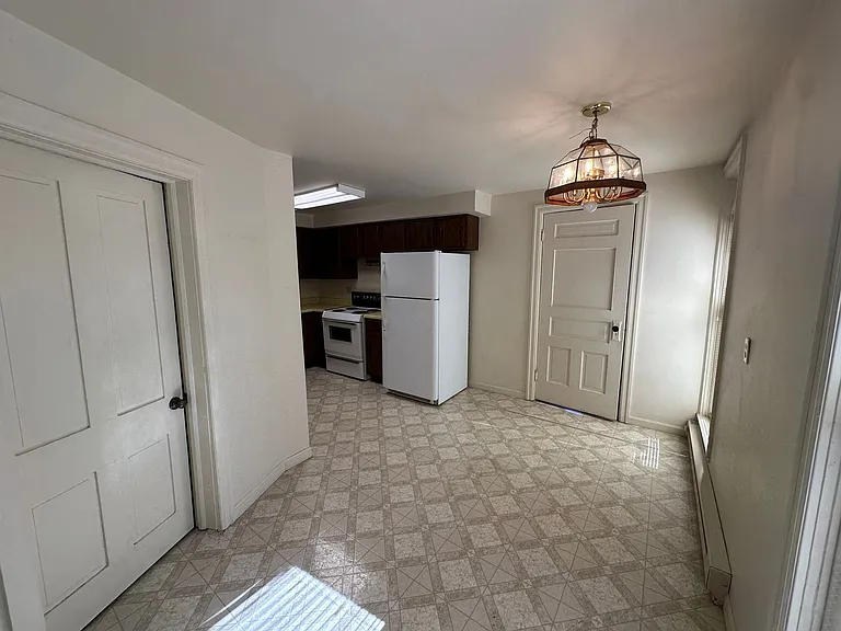 226 N 14th St #1400 — Photo 14