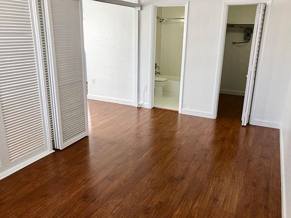 3rd image of 108 Madeira Ave APT 2