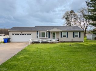 1884 Old Forge Rd, Mogadore, OH 44260