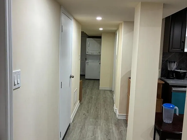 66 Cluett Dr #BASEMENT — Photo 16