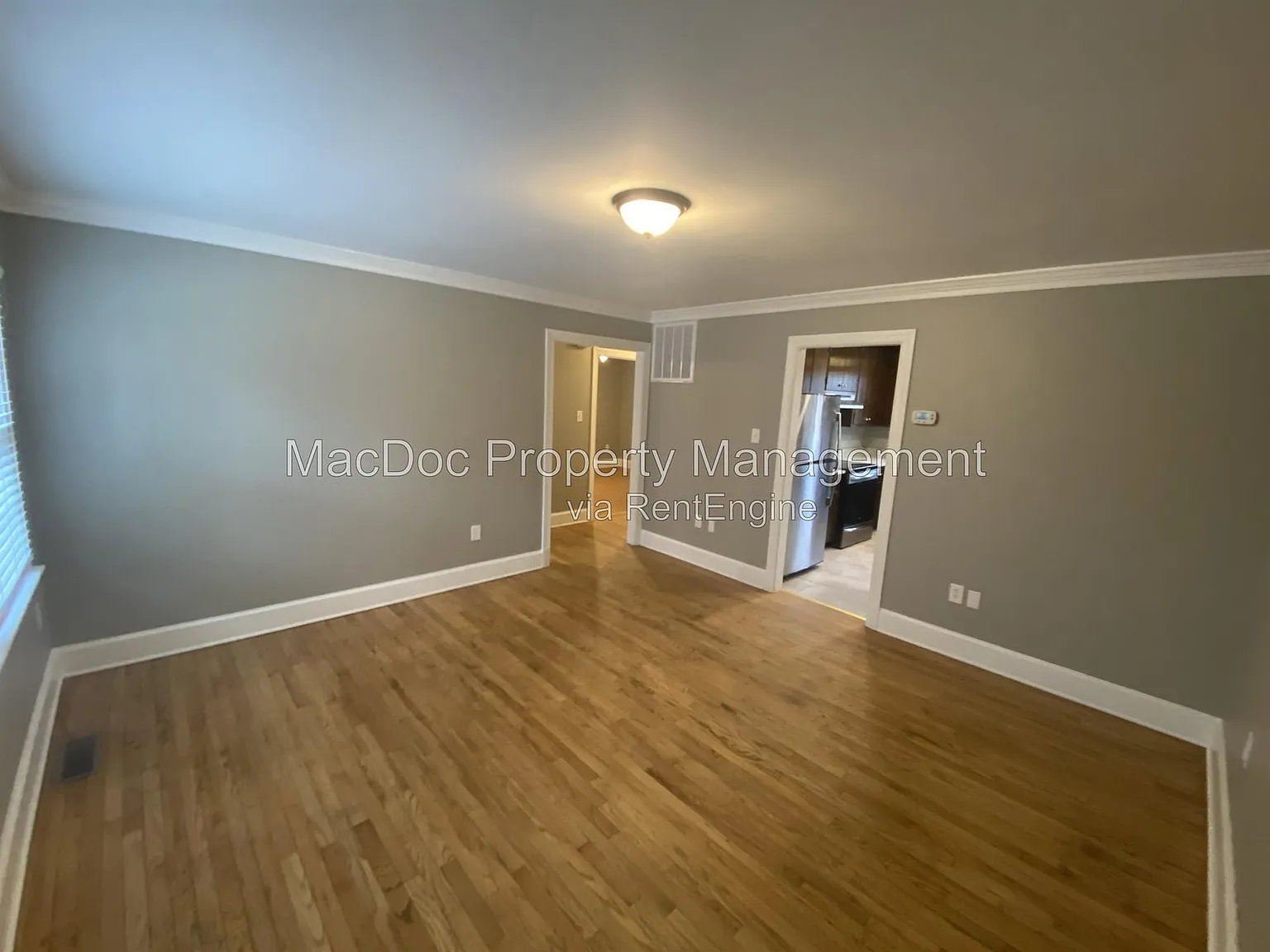 2 bed, 1.0 bath, 800 sqft, $1,495 — Photo 3