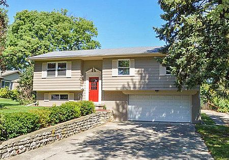 1st image of 2621 Bellsburg Dr