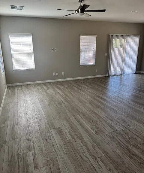 301 Resolute Ave — Photo 7