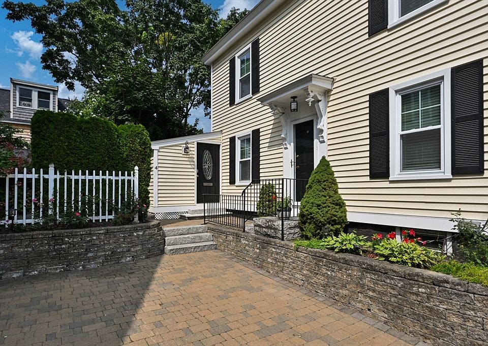 1st image of 4 Olive St
