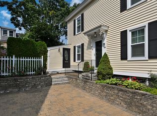 4 Olive St, Newburyport, MA 01950