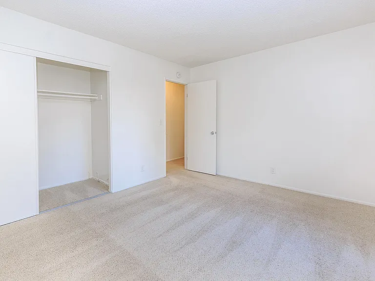 Camino Pueblo and El Rancho Apartment Homes — Photo 18