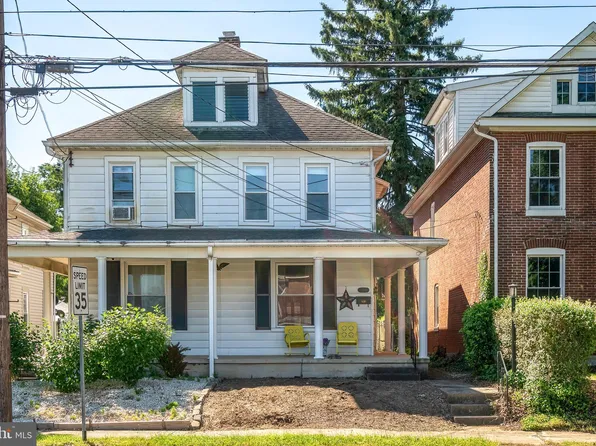 1308 Scotland Ave, Chambersburg, PA 17201