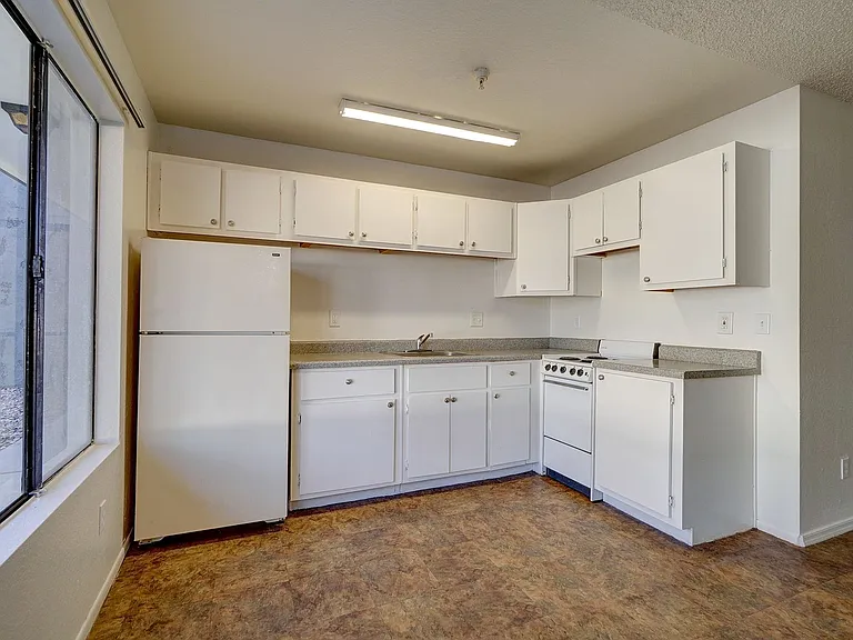 Monte Vista Commons — Photo 6