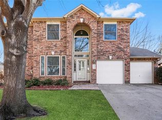 7829 Clover Leaf Dr, North Richland Hills, TX 76182