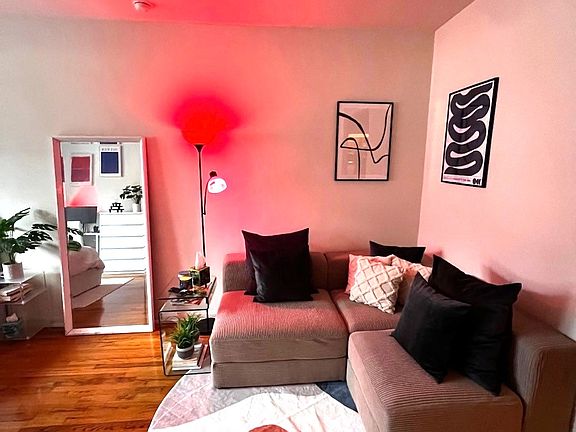 4th image of 520 E 84th St APT 5J