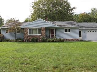 2114 S Plaza Dr, Akron, OH 44319