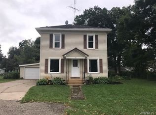 11 Cobb Ave, Delevan, NY 14042