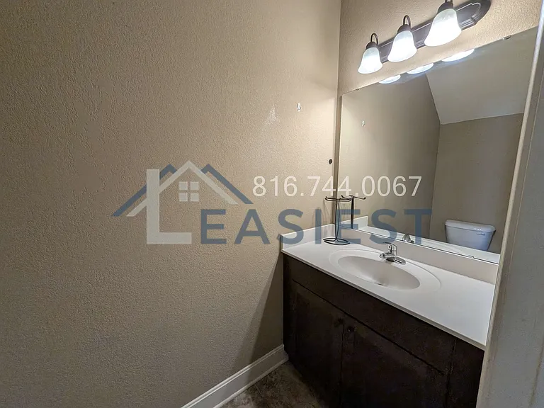 3837 NW 94th St — Photo 17