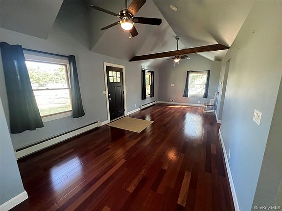 3rd image of 76 Mount Pleasant Rd