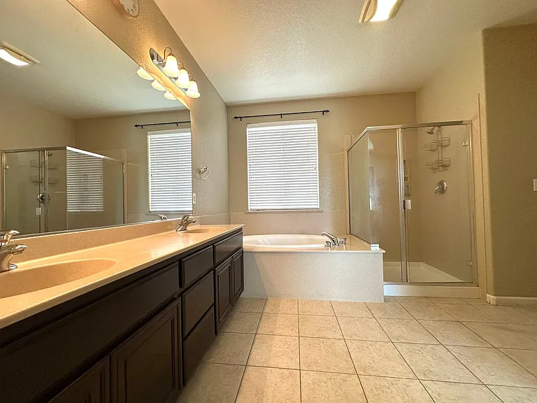 3895 Bethpage St — Photo 20