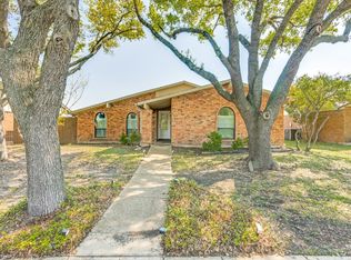 4506 Freeport Dr, Garland, TX 75043