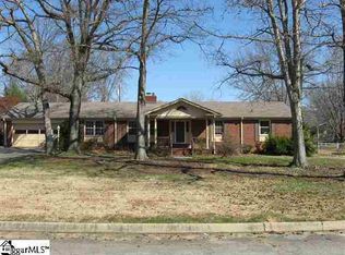 105 Poinsettia Drive Ext, Simpsonville, SC 29681