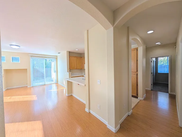 2756 Red Clover Way — Photo 9