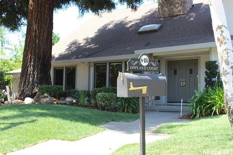 14 Hopland Ct photo 1