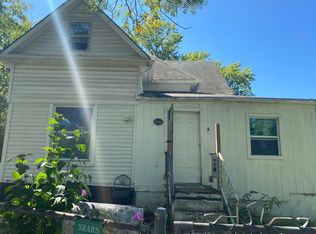 2507 SW Central Park Ave, Topeka, KS 66611