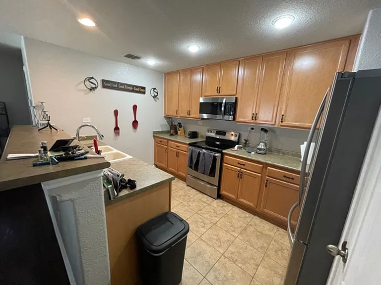 10210 Dixon Wood — Photo 4