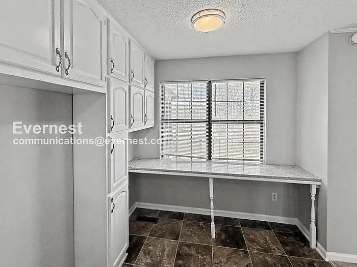 617 Carson Crest Cir — Photo 8