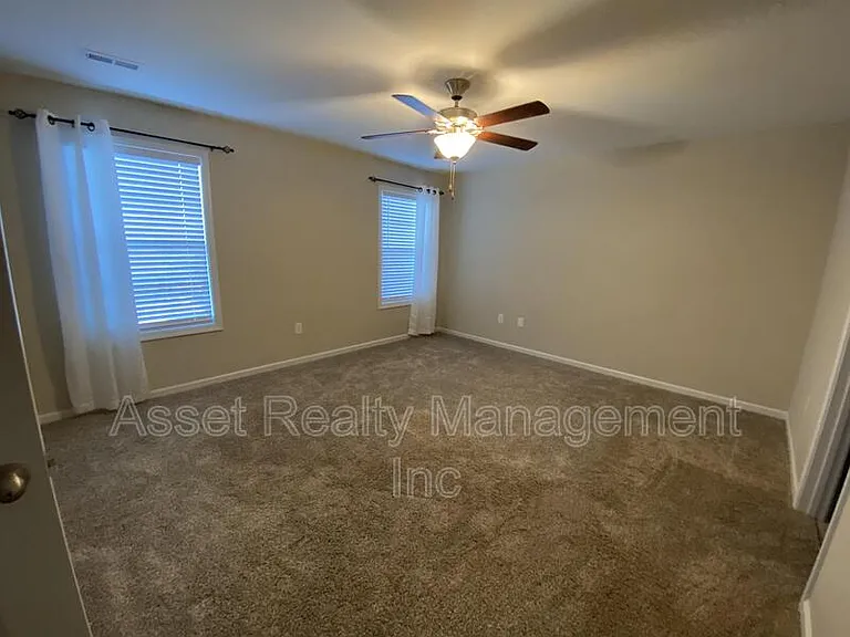 1116 Cloud View Dr — Photo 14