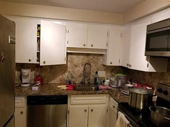 3rd image of 3 Royal Crest Dr APT 7