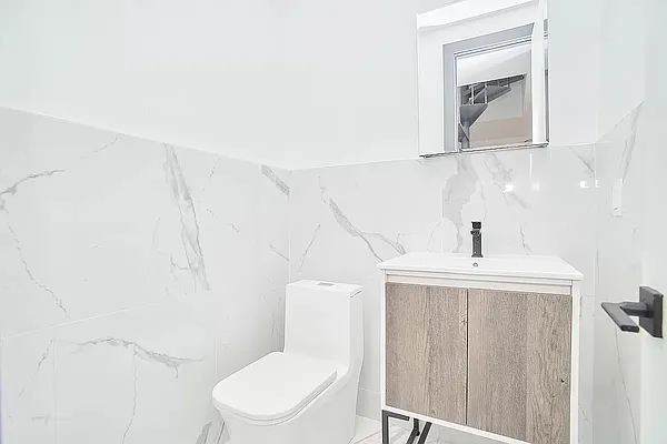 Rented by Douglas Elliman | media 16