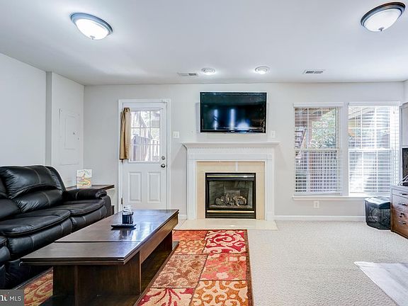 5th image of 4665 Weston Pl