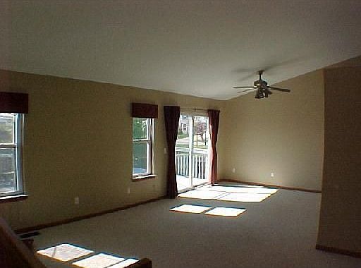 3rd image of 7276 Willow Creek Dr