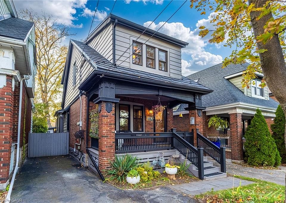 1st image of 214 Rothsay Ave