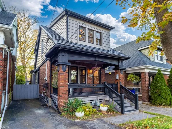 214 Rothsay Ave, Hamilton, ON L8M 3G7