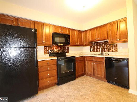 2nd image of 1032 Brinker Dr