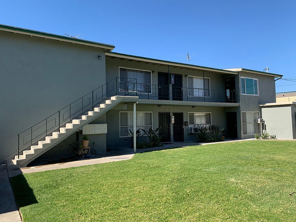 1st image of 2227 E Westport Dr APT 3