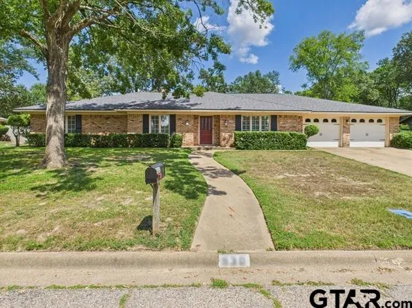 930 Bradley Dr, Athens, TX 75751