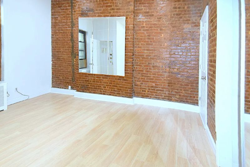 2nd image of 638 W End Ave APT 1C