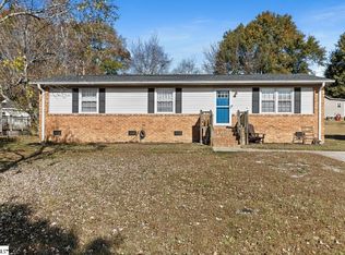 5 Stevenson Rd, Taylors, SC 29687