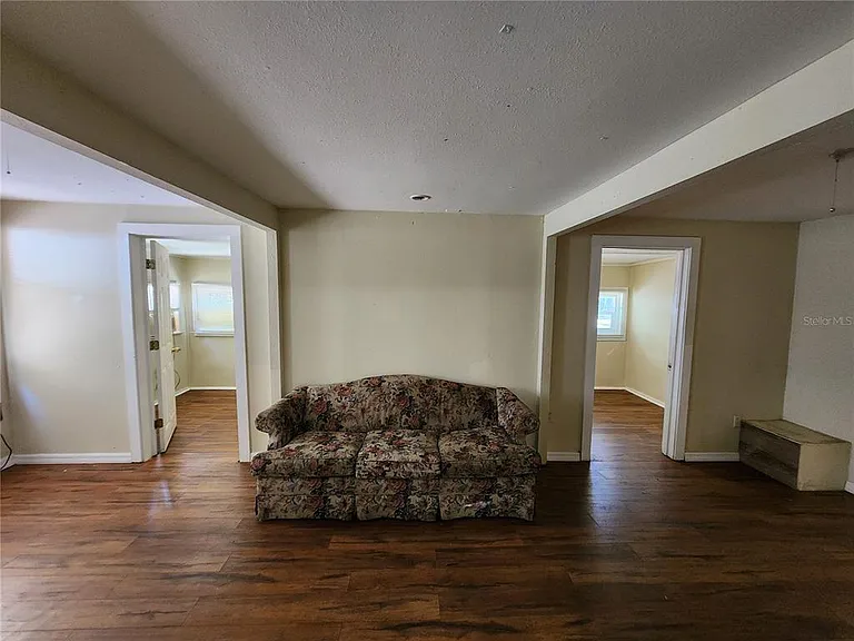 1623 SE 3rd Ave — Photo 38