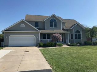 2551 Joann Ct, Niagara Falls, NY 14304
